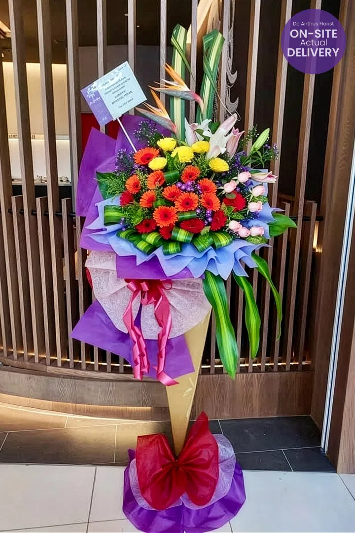 De Anthus Grand Opening Flower Stand GOF-26 delivered and displayed at the entrance of a restaurant at IOI City Mall Putrajaya