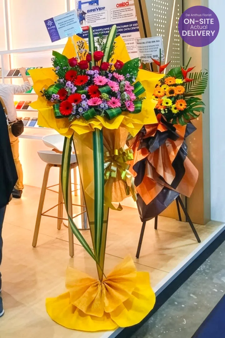 De Anthus Congratulatory Flower Stand GOF-34 Gold Theme delivered and displayed at Malaysia International Trade and Exhibition Centre (MITEC) Kuala Lumpur